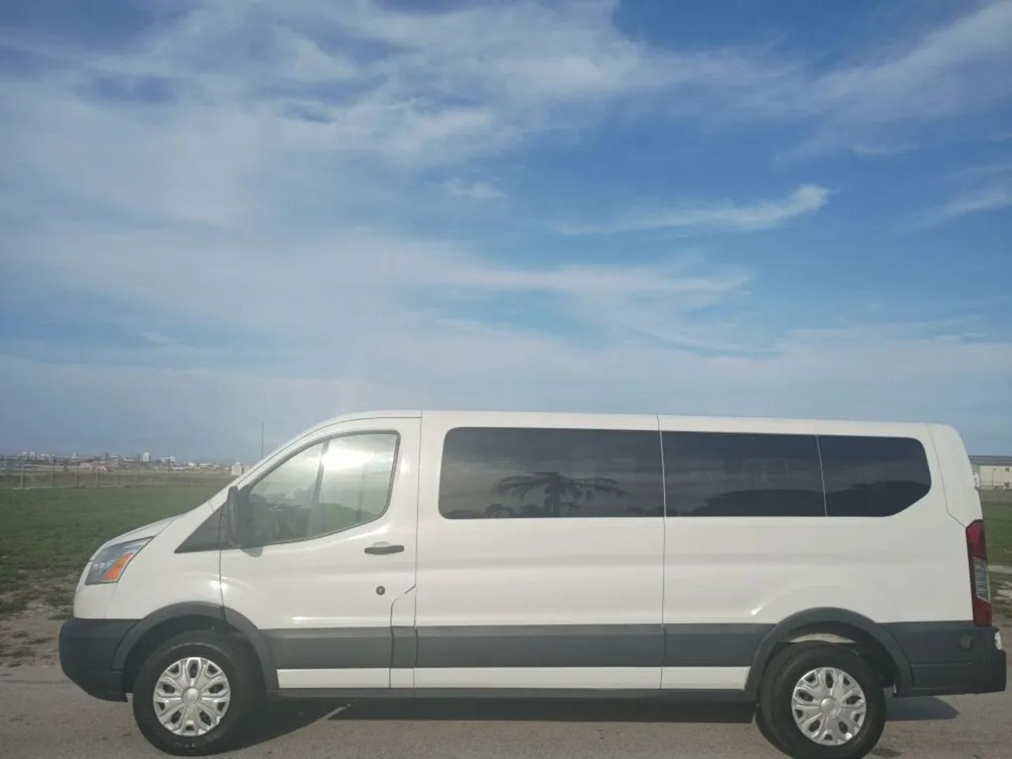 ford transit wagon 2018 1FBZX2ZM9JKA56078 image ford transit wagon 2018 1FBZX2ZM9JKA56078 image